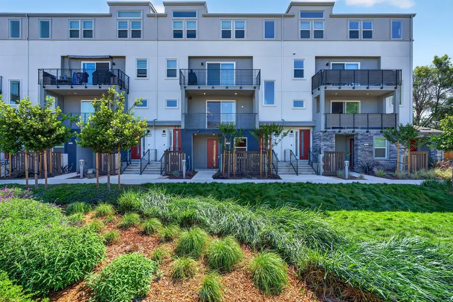 827 Redberry Way, San Jose, CA 95117 - #2