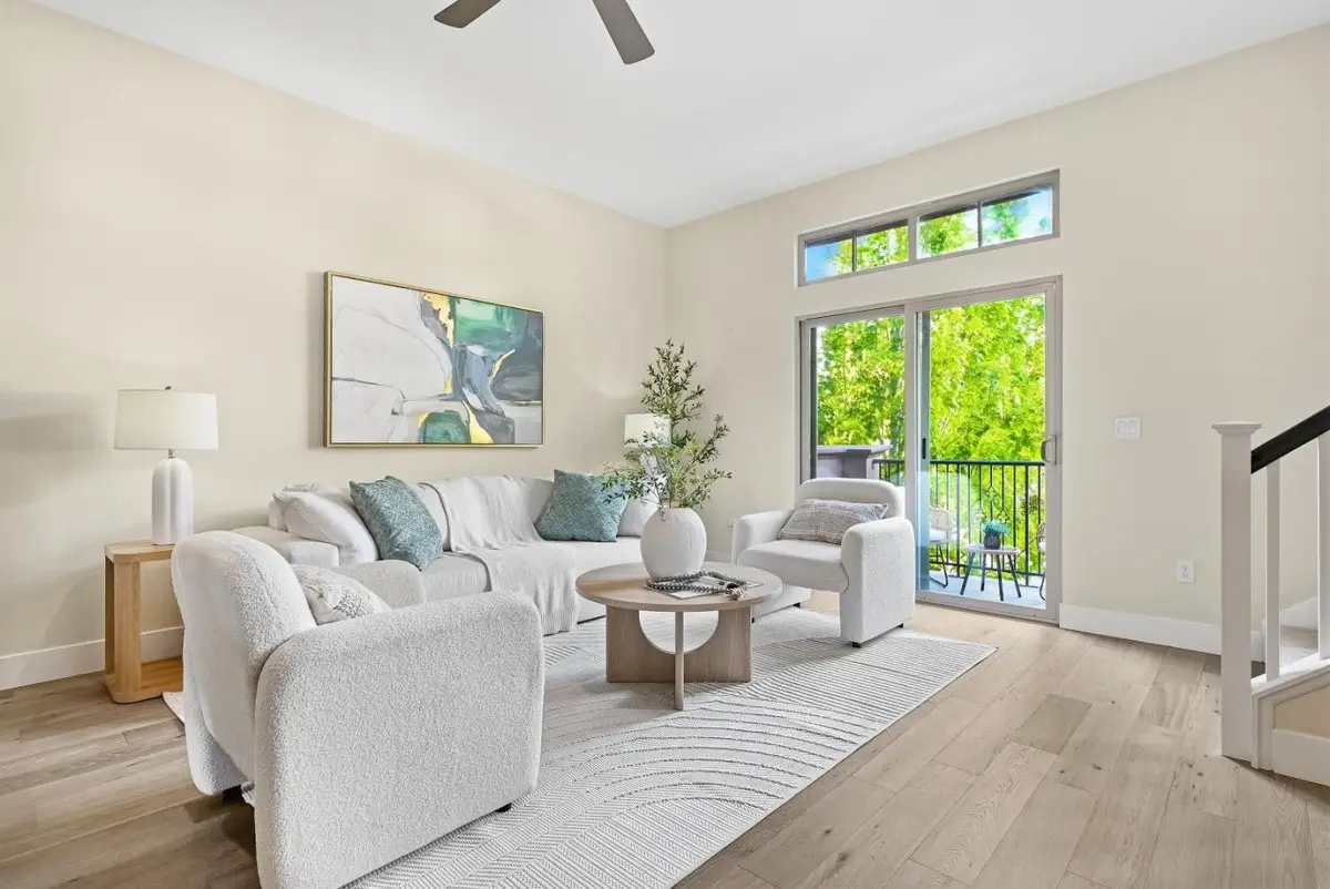 2065 San Luis Avenue, Mountain View, CA 94043 - #1
