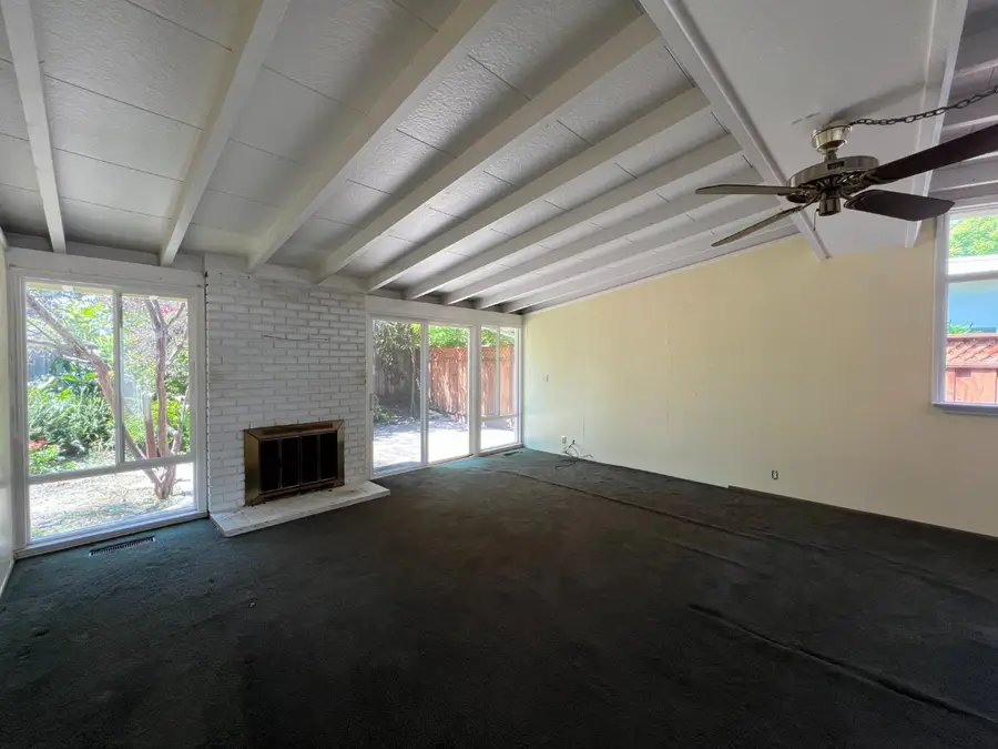 183 Thompson Square, Mountain View, CA 94043 - #3