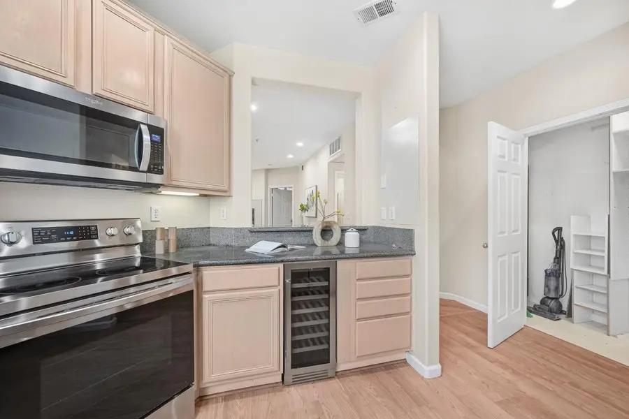 902 Sunrose #104, Sunnyvale, CA 94086 - #3