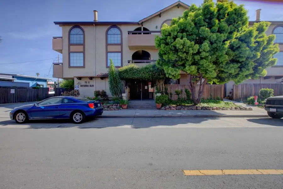 711 S Bayshore Boulevard #10, San Mateo, CA 94401 - #2