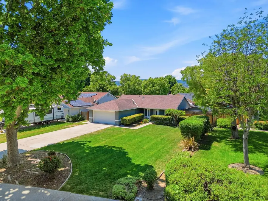 2060 Evelyns Drive, Hollister, CA 95023 - #2