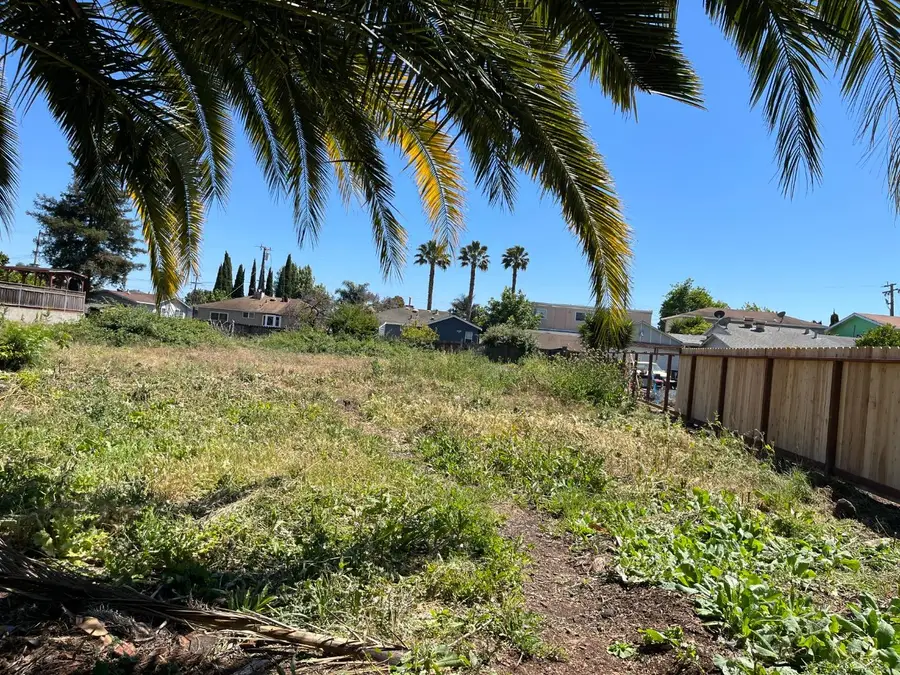 Address Withheld By Seller, East Palo Alto, CA 94303 - #3