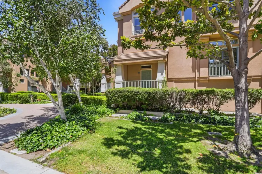 154 Paseo Court, Mountain View, CA 94043 - #2