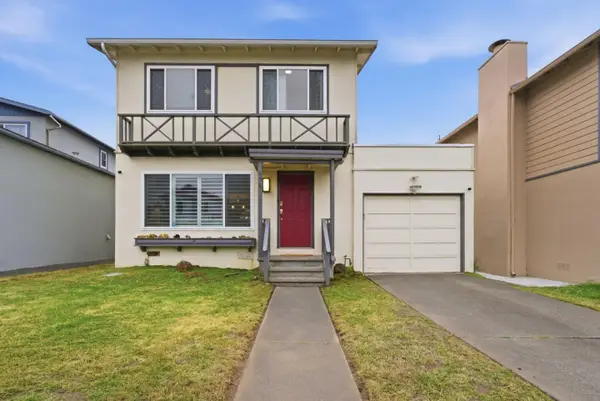 656 Forest Lake Drive, Pacifica, CA 94044