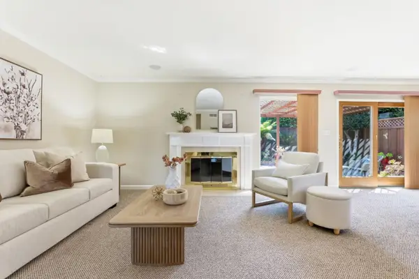 1126 W Knickerbocker Drive, Sunnyvale, CA 94087