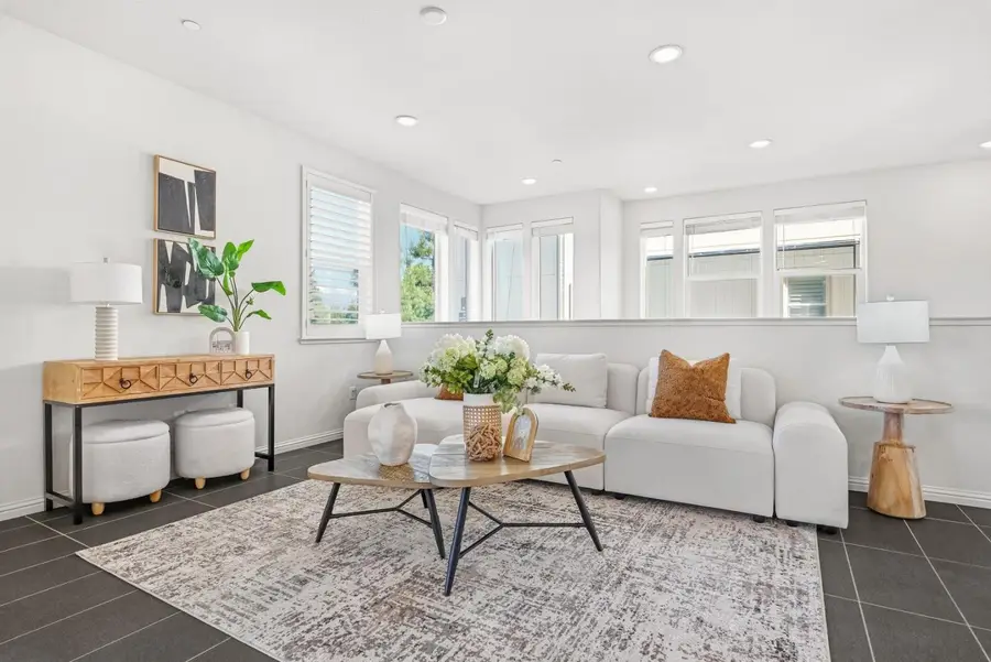 2011 Mahuron Circle, San Jose, CA 95133 - #3