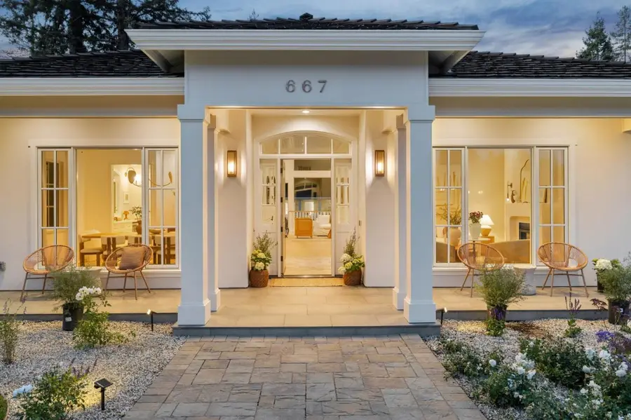 667 Jay Street, Los Altos, CA 94022 - #3