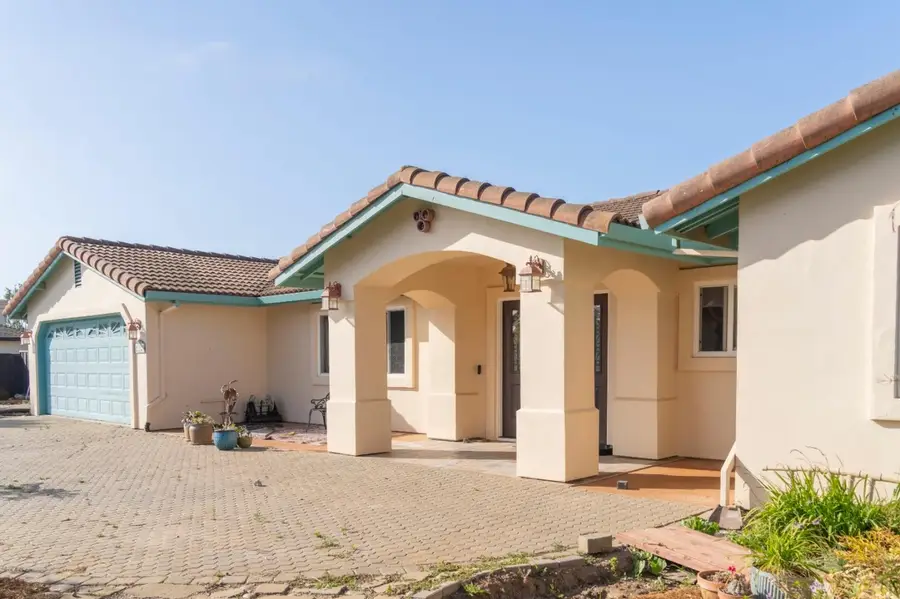 21123 Valle San Juan Drive, Salinas, CA 93907 - #2