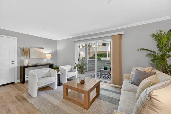 41 Grandview Street #1101, Santa Cruz, CA 95060