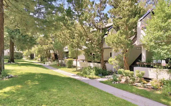 312 Tradewinds Drive #10, San Jose, CA 95123