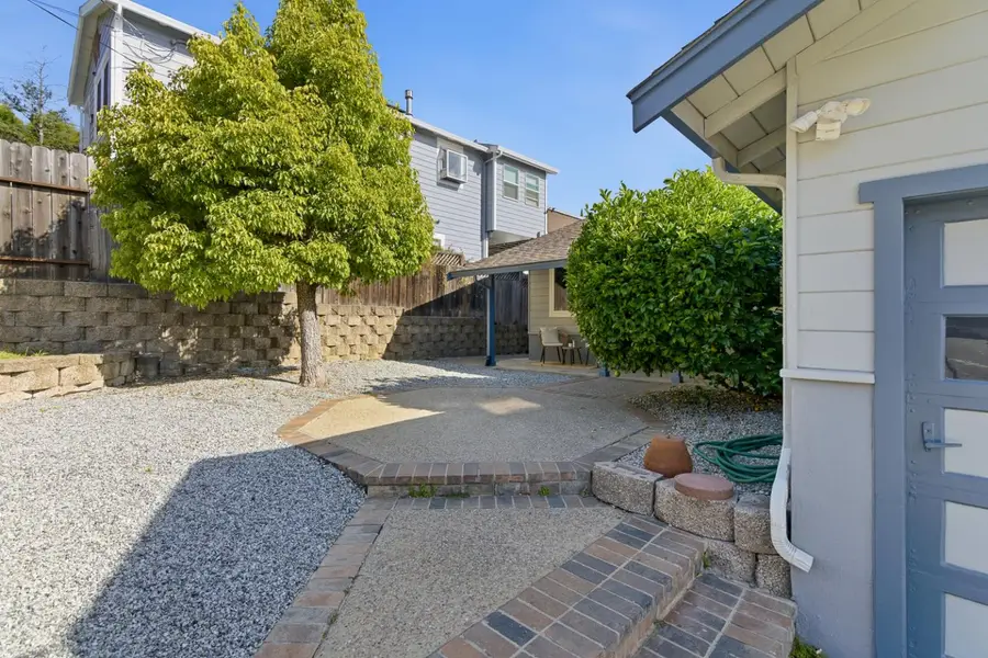 484 Monterey Street, Brisbane, CA 94005 - #3