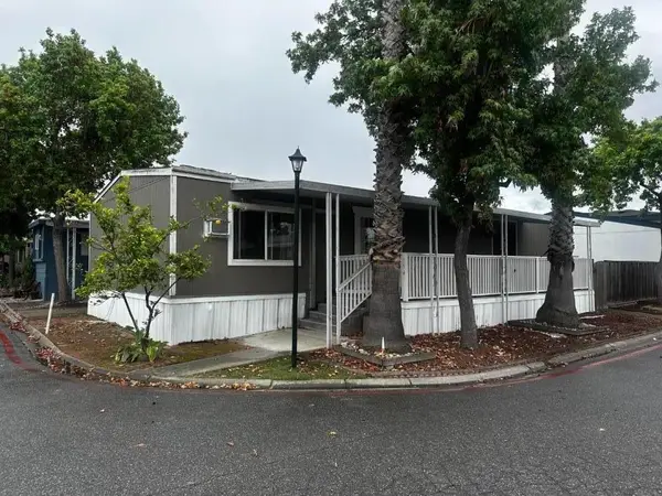 154 El Bosque Street #154, San Jose, CA 95134