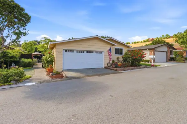 213 Mountain Springs Drive #213, San Jose, CA 95136