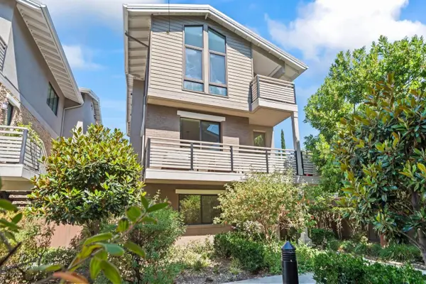 411 Brassinga Court, Palo Alto, CA 94306