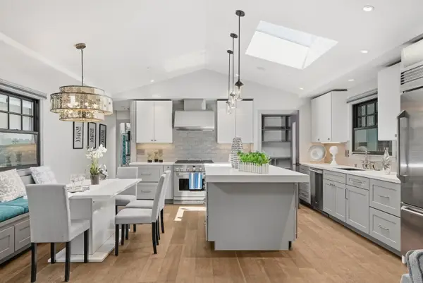 466 7th Avenue, Menlo Park, CA 94025