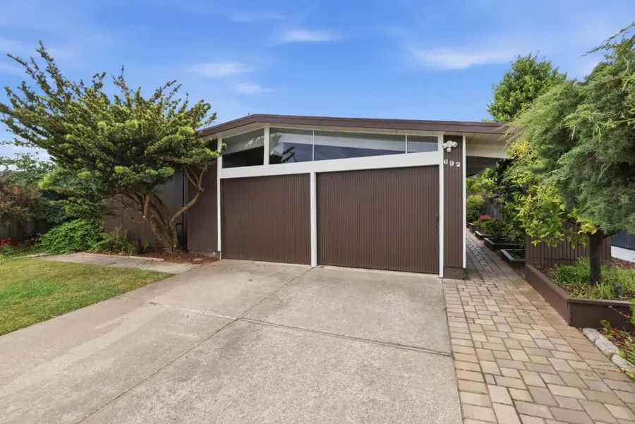 692 Edna Way, San Mateo, CA 94402 - #3