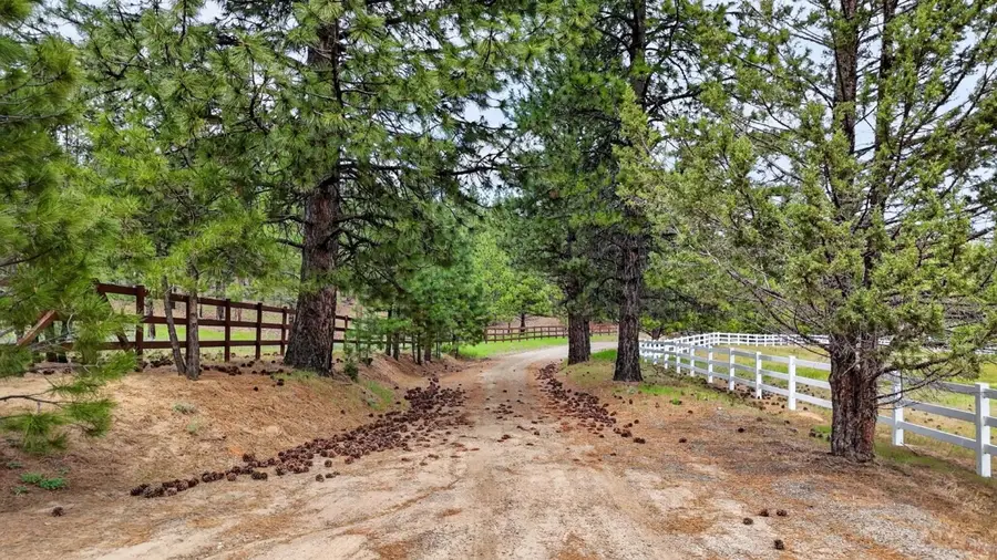 469-600 Amesbury Drive, Susanville, CA 96130 - #2