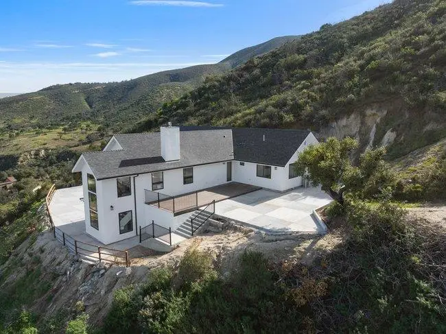 228 Pine Canyon Road, Salinas, CA 93908 - #2