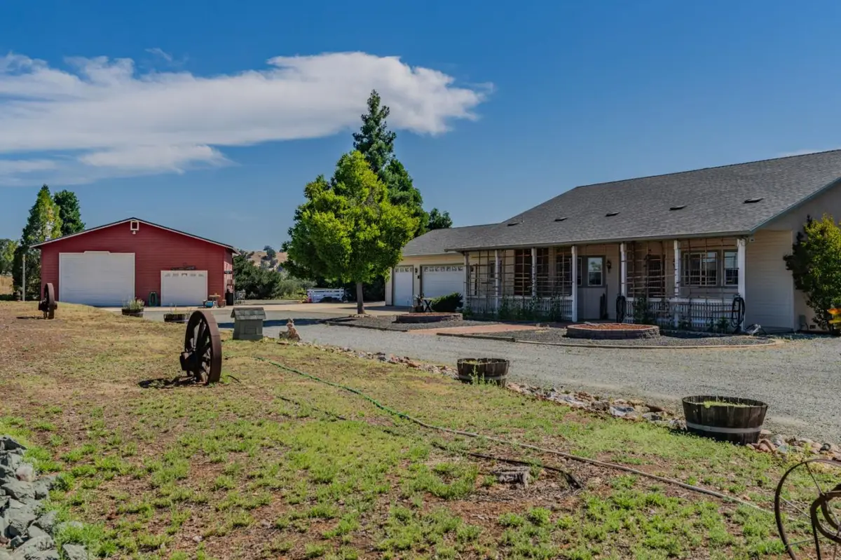 11 Duck Creek Court, Valley Springs, CA 95252 - #1
