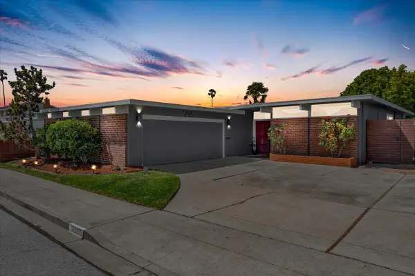 755 Widgeon Street, Foster City, CA 94404