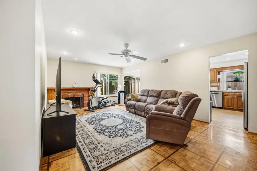 6099 Larchmont Drive, San Jose, CA 95123 - #3