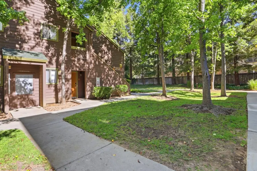 1211 Yarwood Court, San Jose, CA 95128 - #2