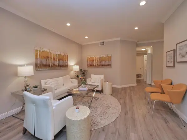 306 Shadow Run Drive, San Jose, CA 95110