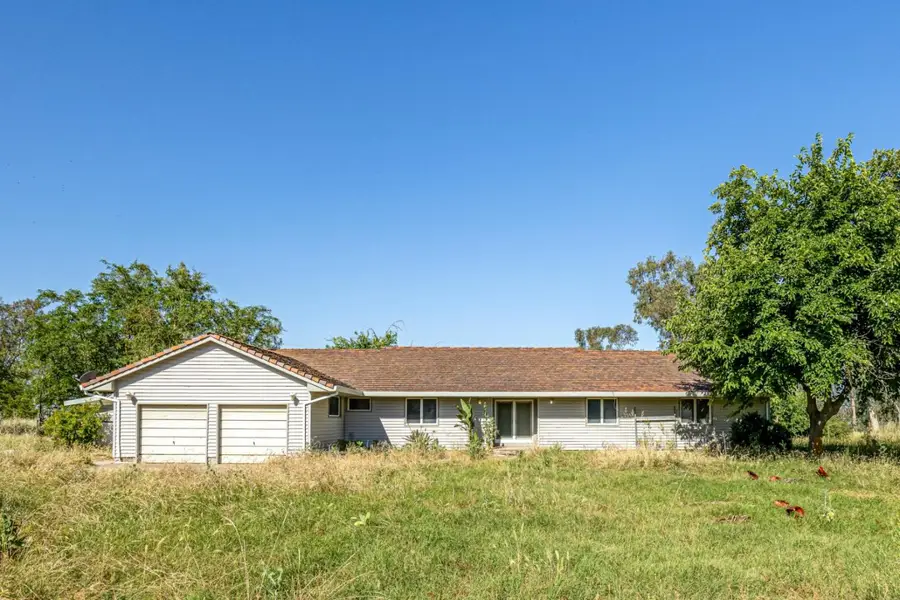 3205 Fifield Road, Pleasant Grove, CA 95668 - #2