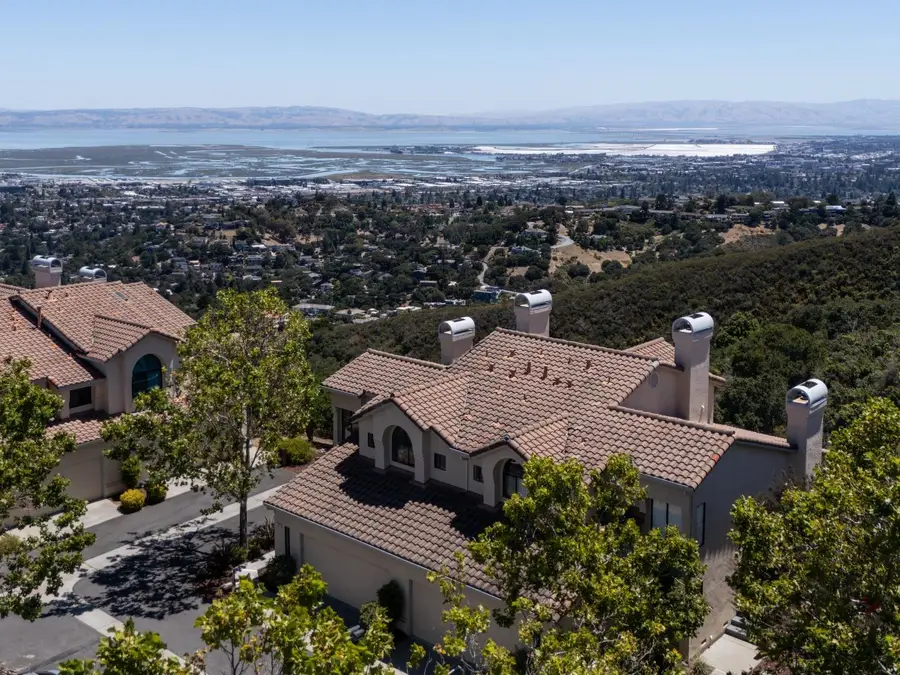 5 Clover Lane, San Carlos, CA 94070 - #3