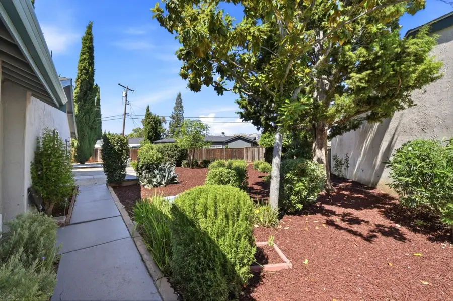 2181 Laddie Court, San Jose, CA 95121 - #3