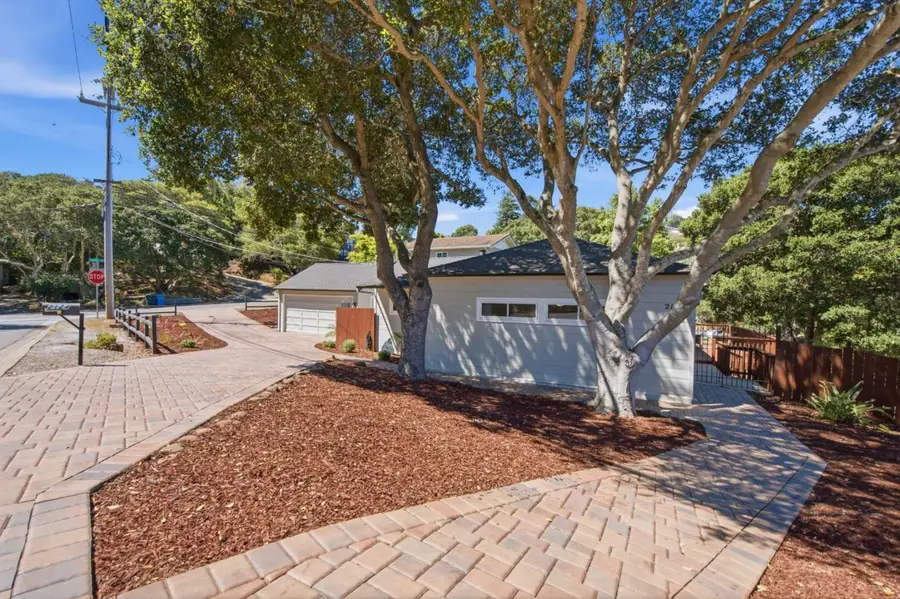 2124 Forest Avenue, Belmont, CA 94002 - #2