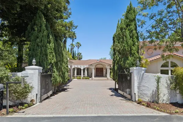 26201 Elena Road, Los Altos Hills, CA 94022