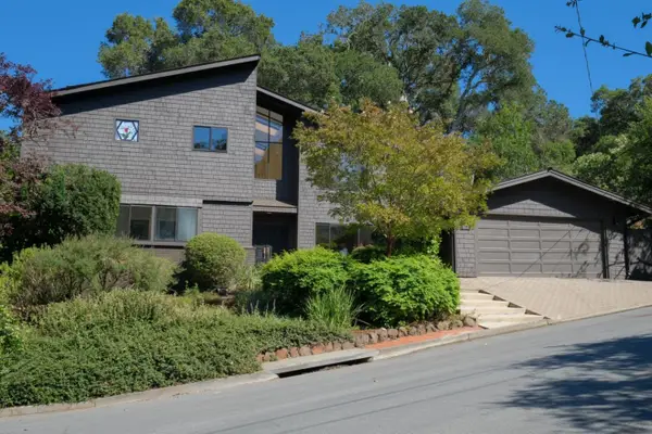 918 La Mesa Drive, Portola Valley, CA 94028