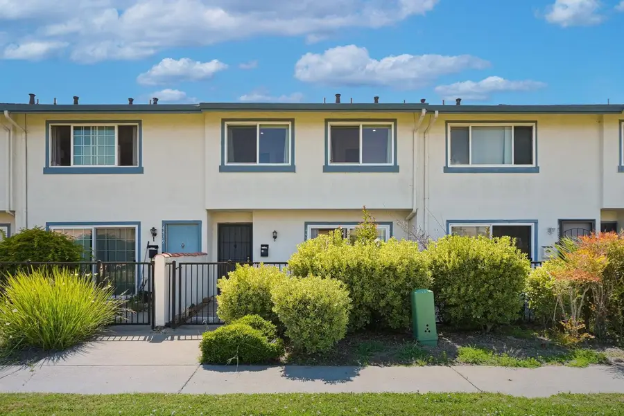 4437 Bolivar Place, Union City, CA 94587 - #2
