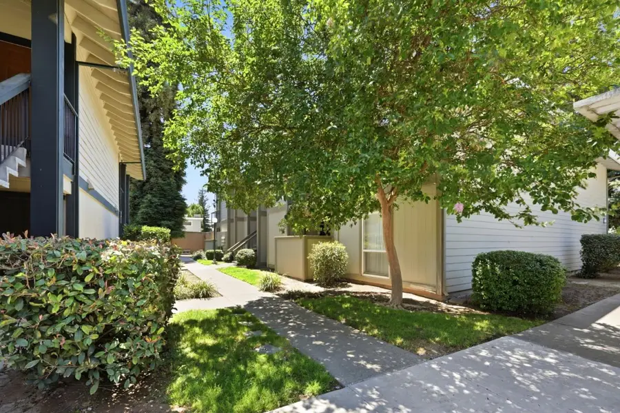 7283 Florin Mall #8, Sacramento, CA 95823 - #3