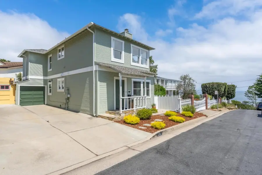 216 2nd Street, Pacific Grove, CA 93950 - #2
