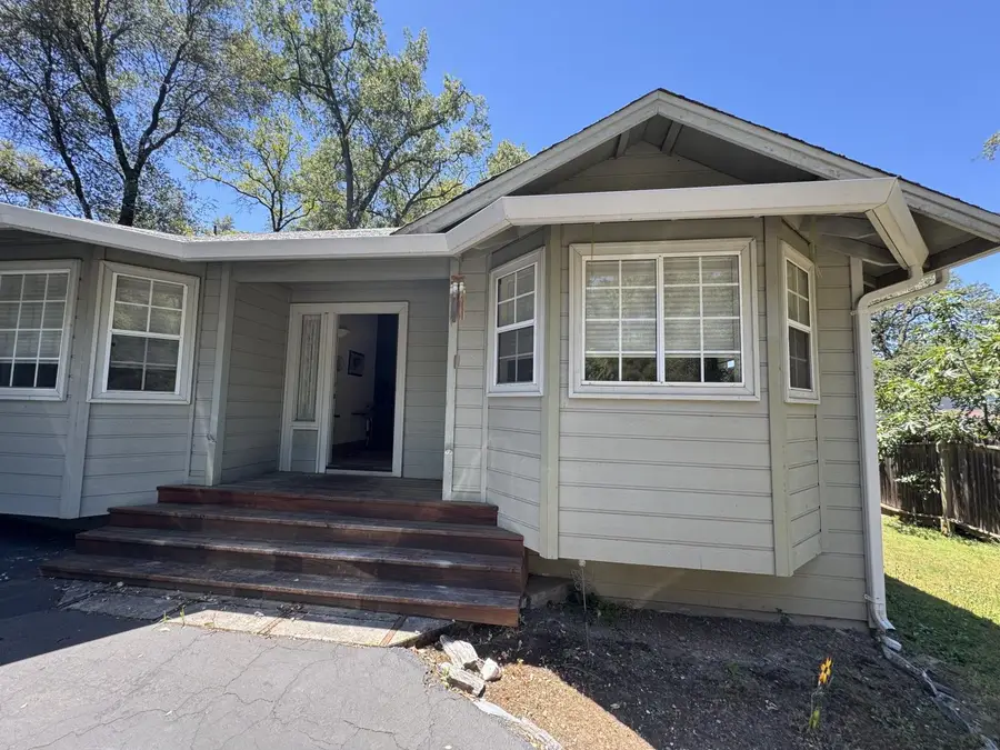 1388 Kenney Drive, Murphys, CA 95247 - #2