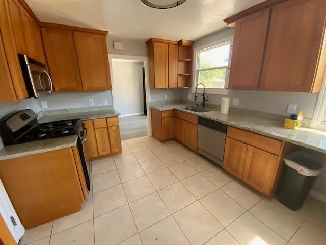 1027 Valota Road, Redwood City, CA 94061 - #3
