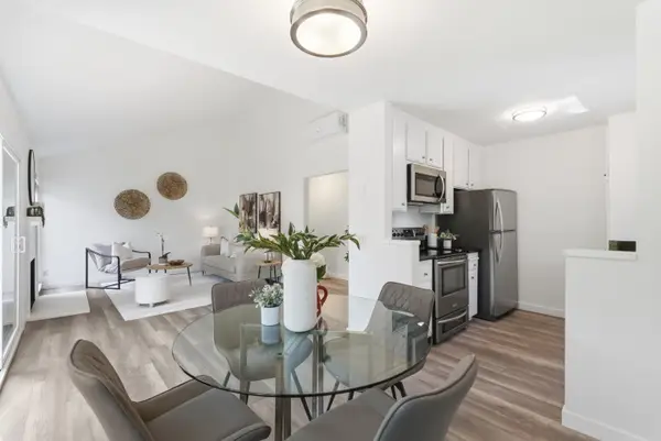 905 W Middlefield Road #972, Mountain View, CA 94043
