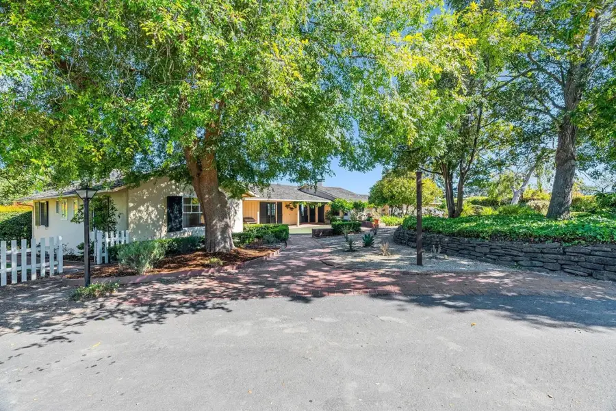 31 S Circle Dr, Santa Cruz, CA 95060 - #2