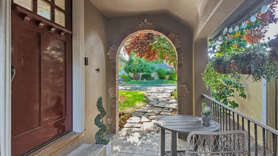 1303 39th Street, Sacramento, CA 95816 - #3