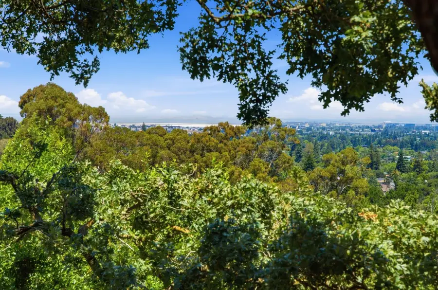 643 Vista Drive, Redwood City, CA 94062 - #2
