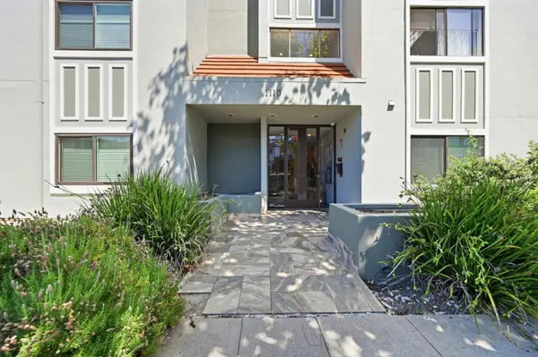 1110 Bayswater Avenue #303, Burlingame, CA 94010
