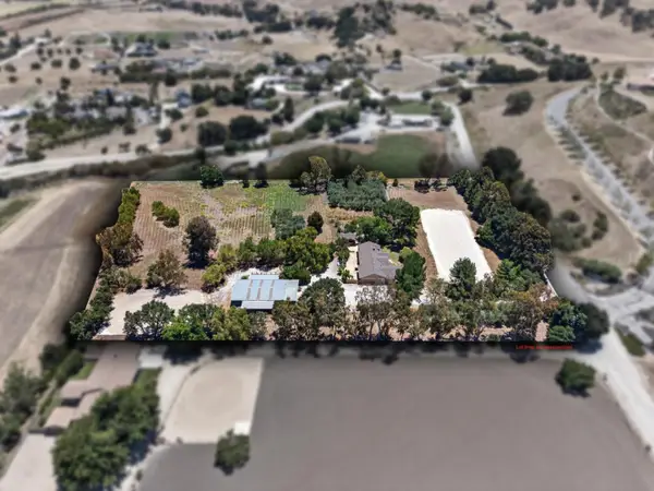 3385 Cienega Road, Hollister, CA 95023