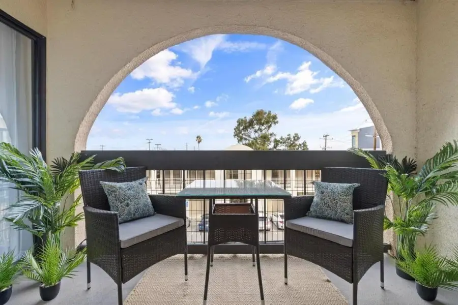 1 Laurel Street #102, San Carlos, CA 94070 - #3