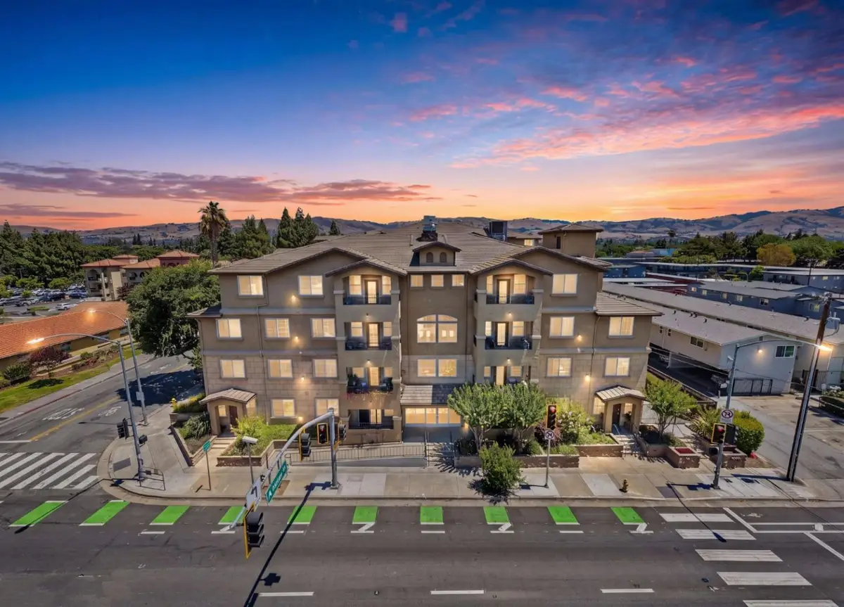 88 N Jackson Avenue #307, San Jose, CA 95116 - #1