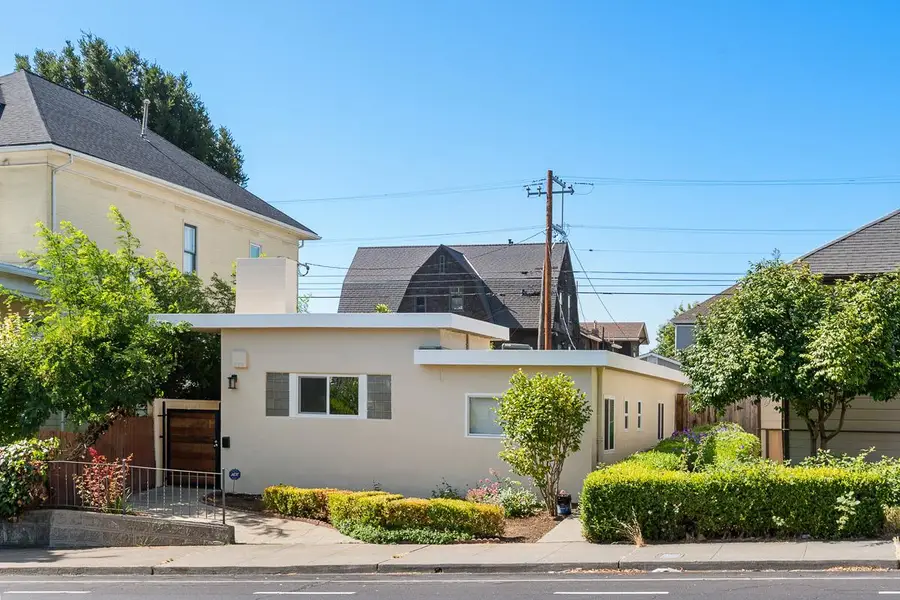 841 Georgia Street, Vallejo, CA 94590 - #2