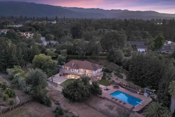 18803 Hilltop Way, Saratoga, CA 95070