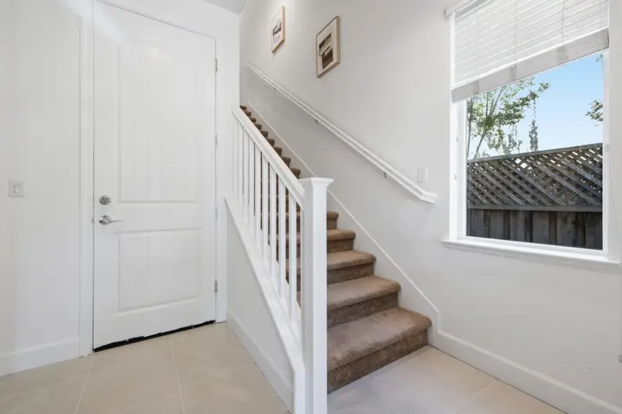 516 Palmer Avenue, Hayward, CA 94541 - #3